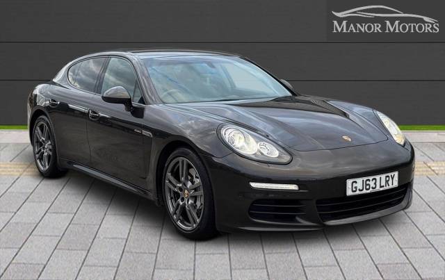 Porsche Panamera 3.0D V6 TiptronicS Euro 5 (s/s) 5dr Hatchback Diesel Grey
